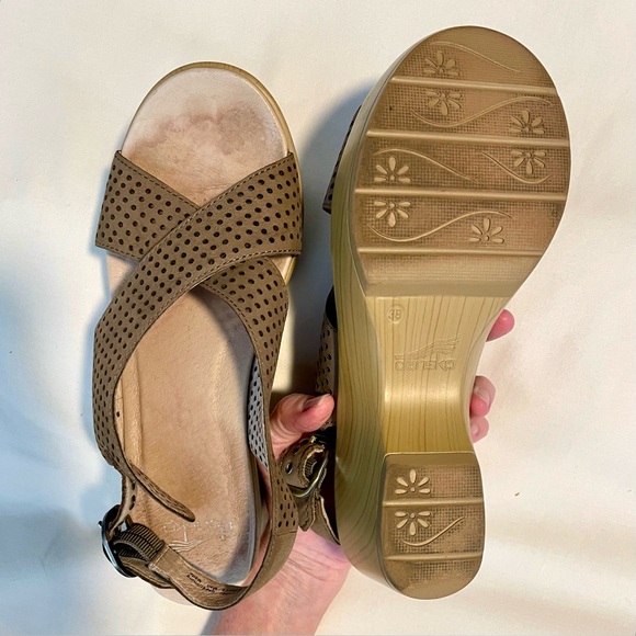 LOT OF 2 DANSKO Jacinda Nubuck & Gray Criss Cross Slingback Sandals- Wmn Sz 7.5 - Picture 6 of 13